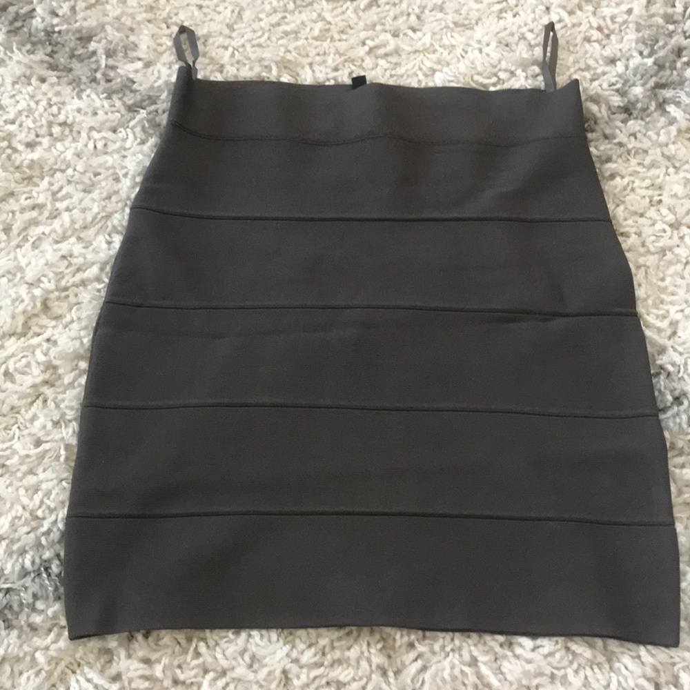 BCBG gray mini powerskirt